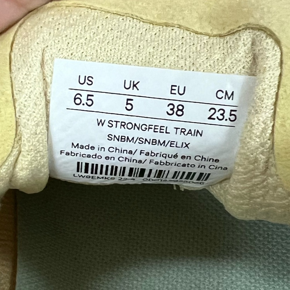 Lululemon Women Shoes 6.5 - Picture 5 of 10